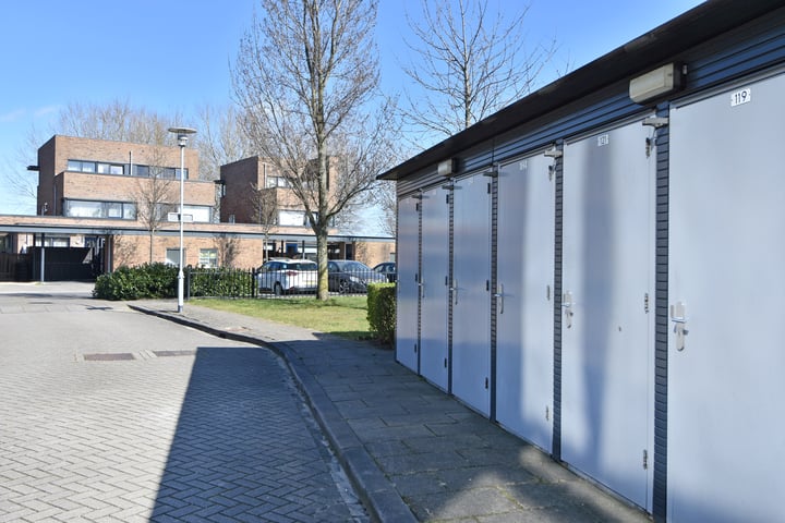 Bekijk foto 3 van Muiderstraat 121