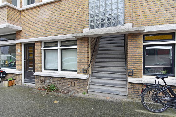 Bekijk foto 38 van Van Heutszstraat 78