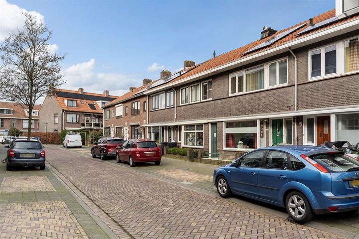 Bekijk foto 37 van Valeriusstraat 110