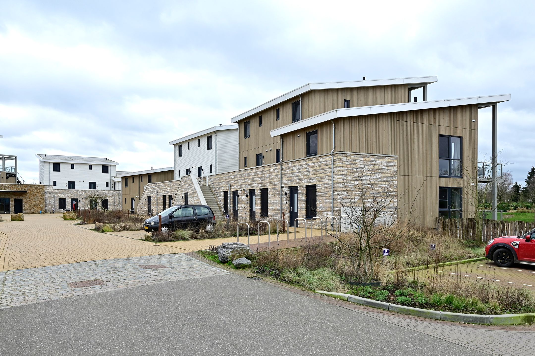 2-bedroom freehold villa in Well (LI) — photo 3 of 5