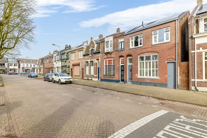 Bekijk foto 36 van Leonard van Vechelstraat 35