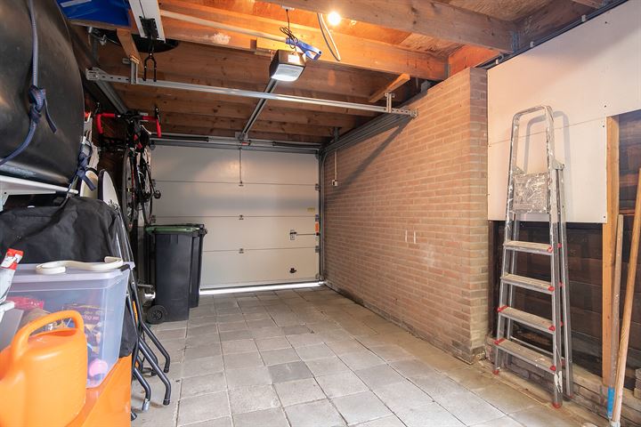 Bekijk foto 33 van Hackfortstraat 23