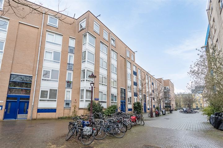 Bekijk foto 1 van Muntendamstraat 76