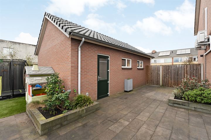 View photo 33 of Jan Steenstraat 16