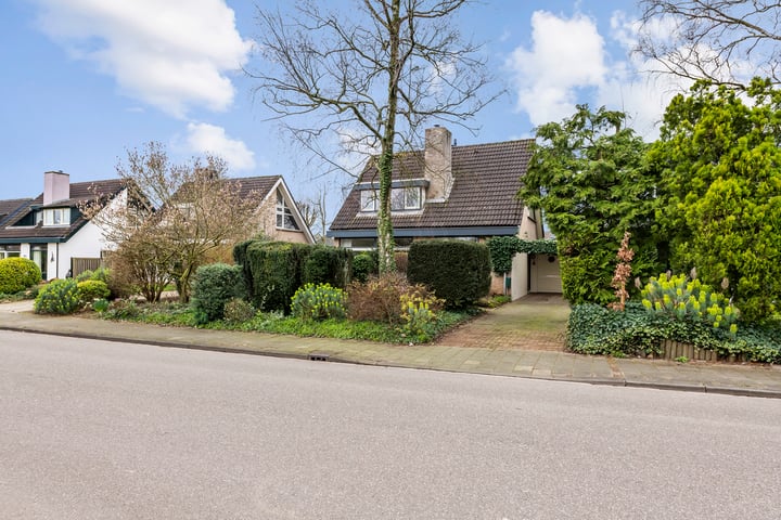 Bekijk foto 2 van Zeven geversstraat 11