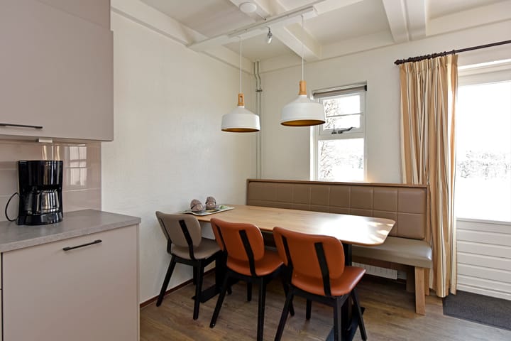 Foto 2 van Randweg 21-312