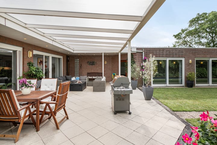 Photo 13 of Teugenaarsstraat 39