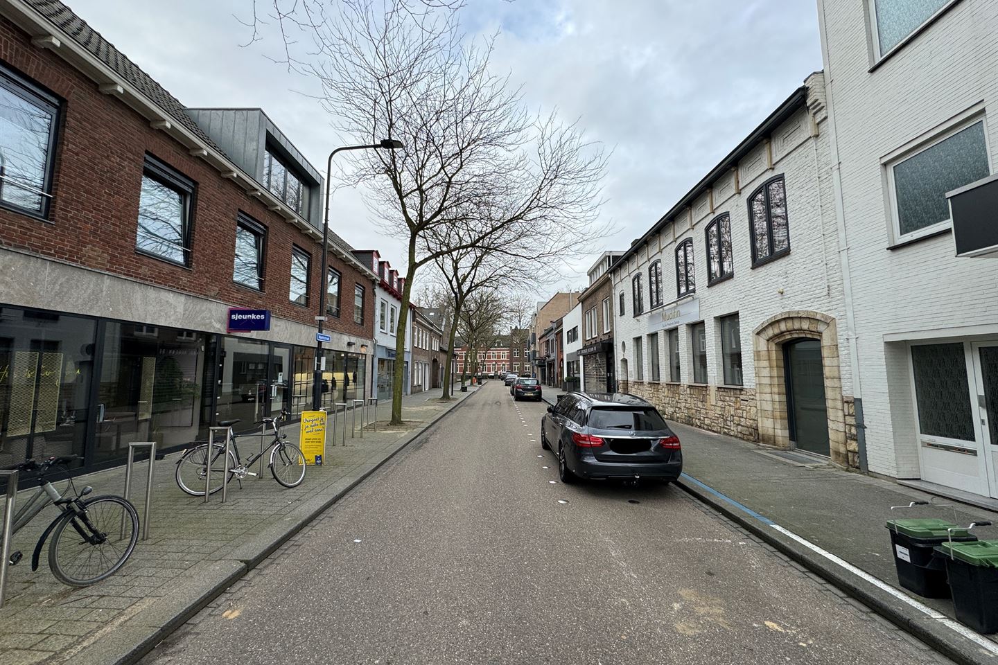 Bekijk foto 2 van Marktstraat 7