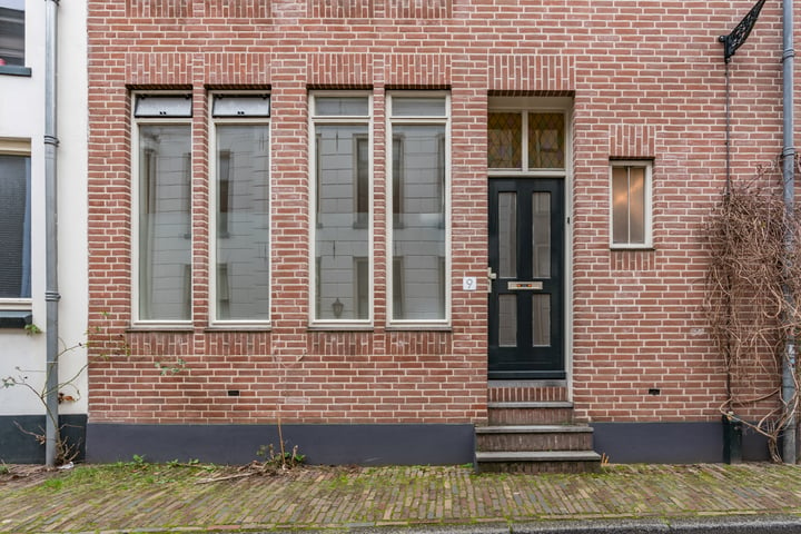 Bekijk foto 2 van Walstraat 9