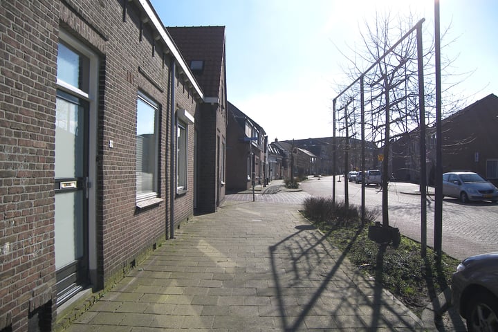 Bekijk foto 22 van Prins Frederikstraat 28