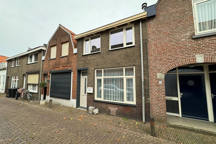 Bekijk foto 12 van Tholensstraat 137