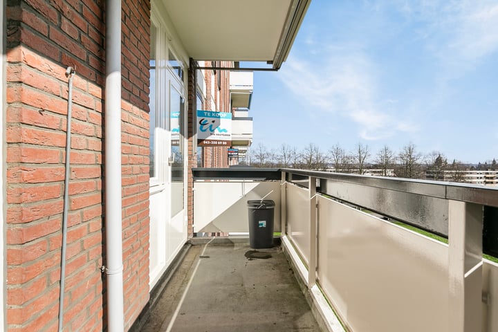 Bekijk foto 14 van Dokter Bakstraat 9-E