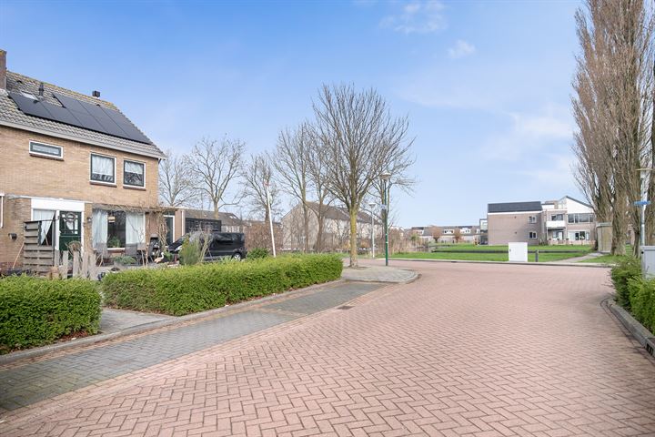 Bekijk foto 33 van Prinses Beatrixstraat 48