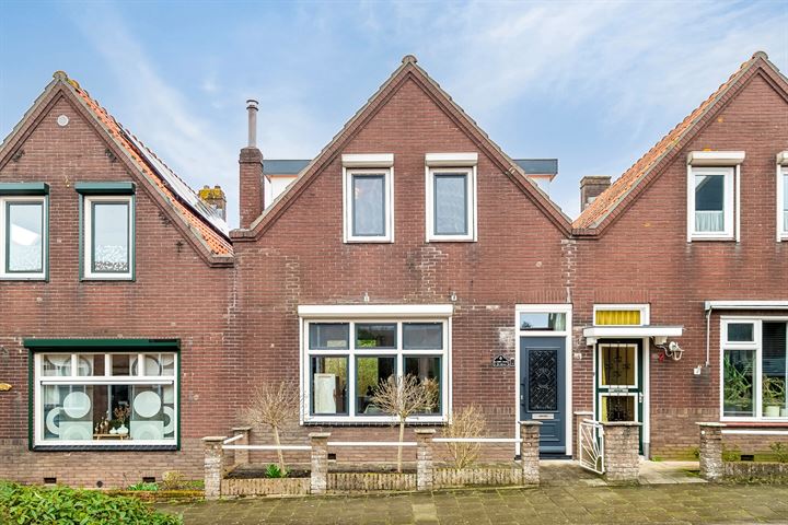 Bekijk foto 3 van Burg. Langebeekestraat 4