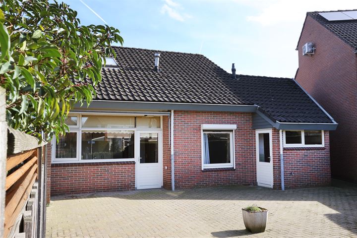 View photo 26 of Bevrijding 114