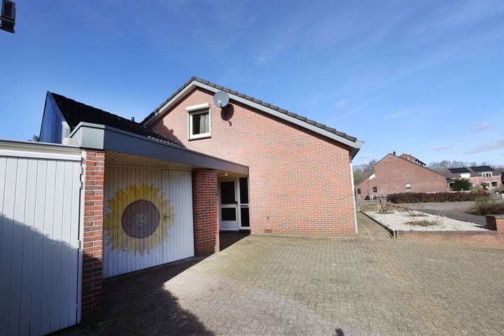 View photo 34 of Bevrijding 114