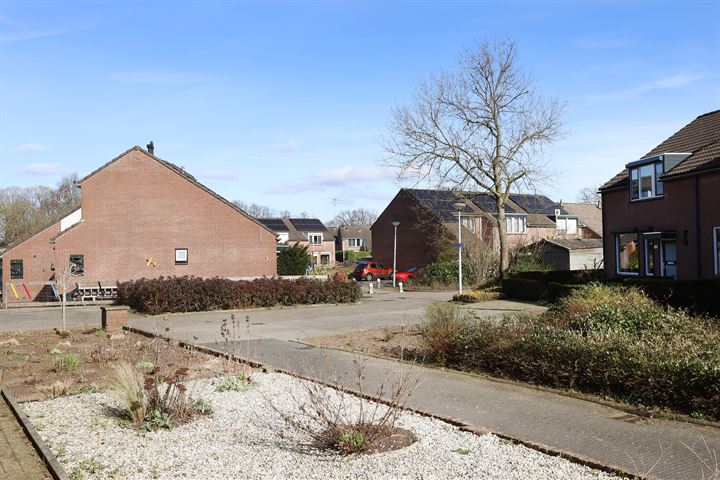 View photo 33 of Bevrijding 114