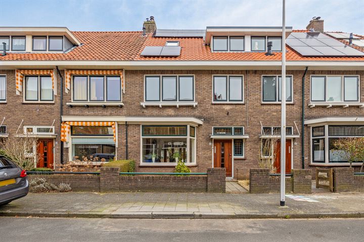 Bekijk foto 1 van Koningin Anna Paulownastraat 6