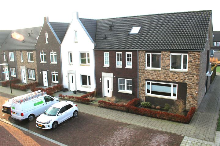 Bekijk foto 28 van Evert Egbertsstraat 67