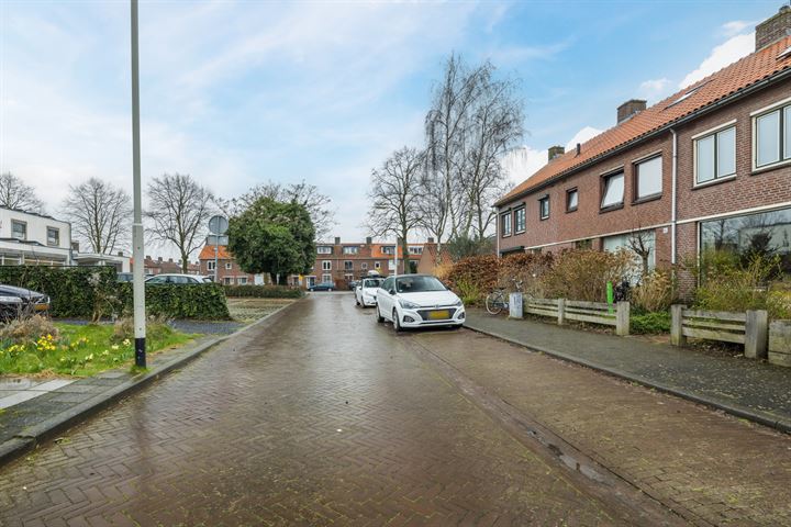 Bekijk foto 33 van Barnsteenstraat 30