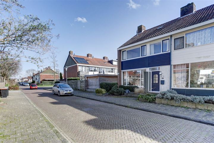 Bekijk foto 35 van Anemoonstraat 11