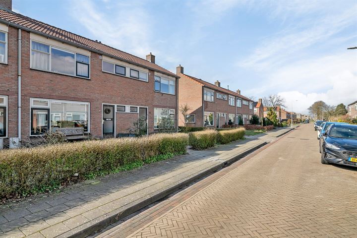 Bekijk foto 7 van Ds.Talmastraat 36