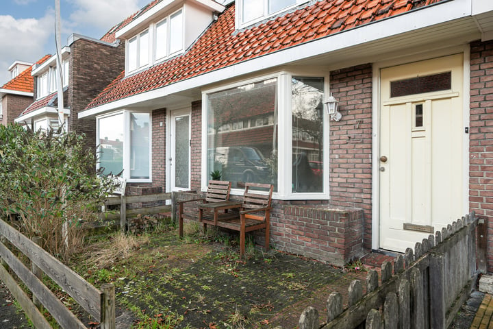 Bekijk foto 4 van van Beverwijckstraat 7