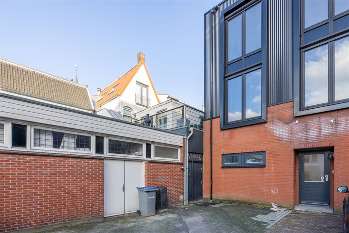 Bekijk foto 30 van B.P. Hofstedestraat 21