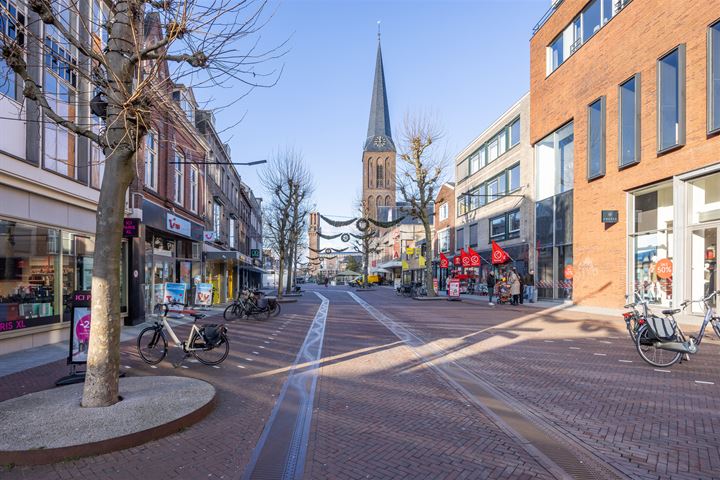 Bekijk foto 34 van B.P. Hofstedestraat 21