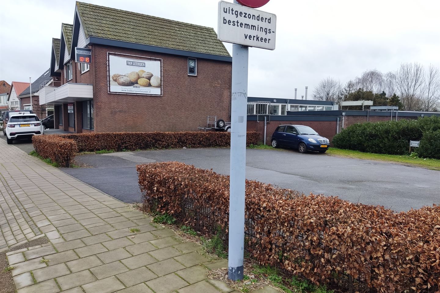 Bekijk foto 2 van Leimuiderdijk 275