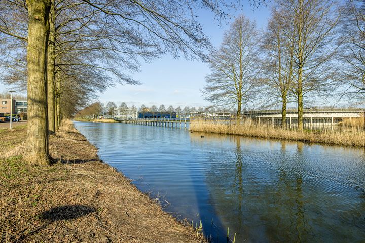 Bekijk foto 36 van Leo Fallplantsoen 25