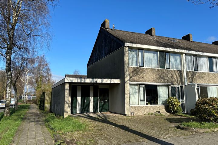 Bekijk foto 5 van Ruiterstraat 1