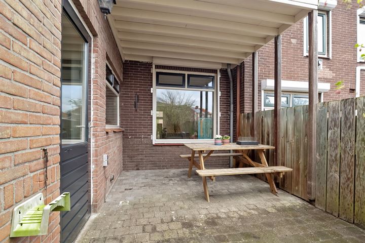 Bekijk foto 32 van Burg. Langebeekestraat 4