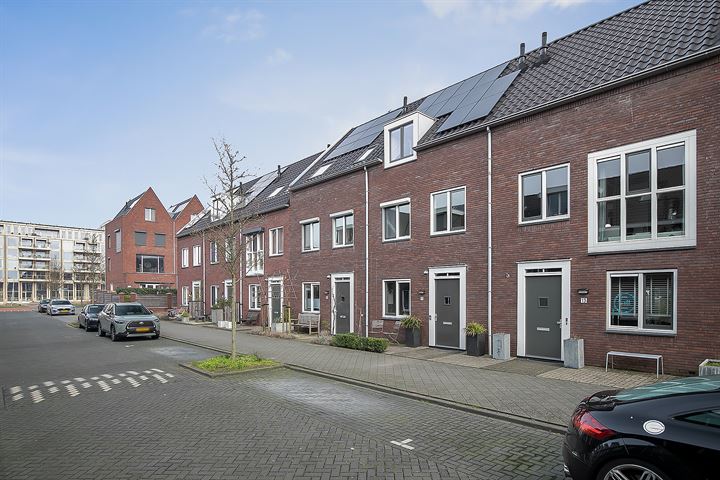 View photo 3 of Kardemomweg 11