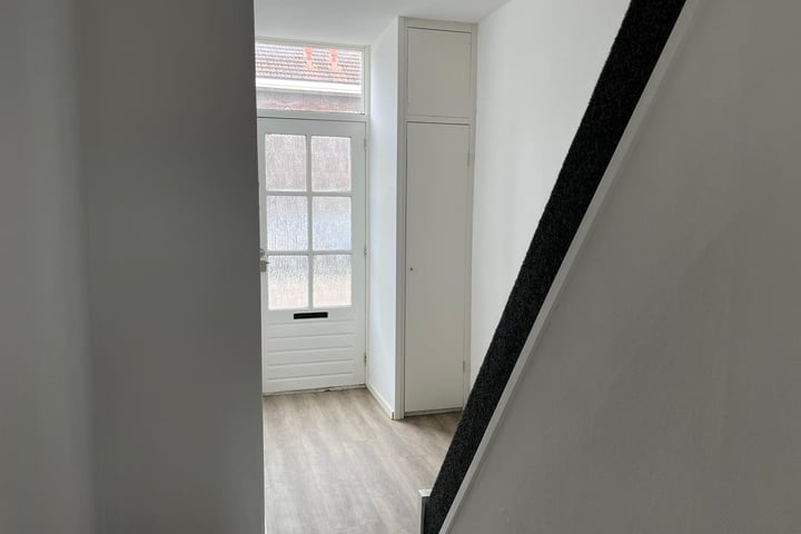 Bekijk foto 3 van Oranjestraat 31