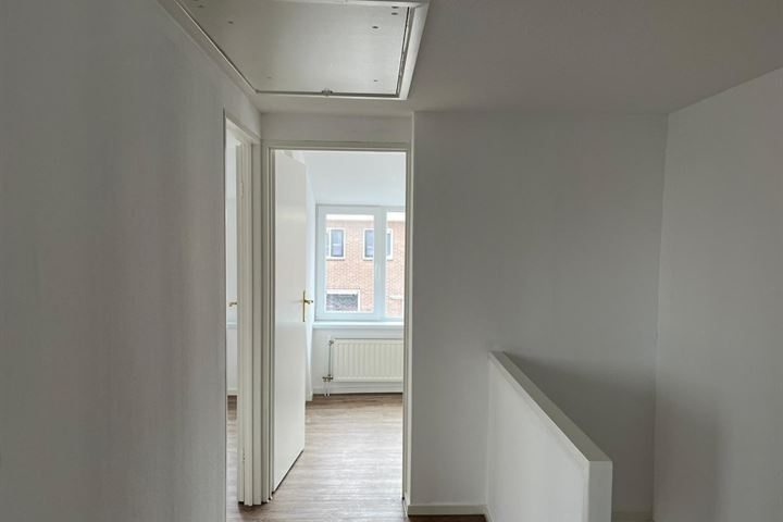 Bekijk foto 16 van Oranjestraat 31