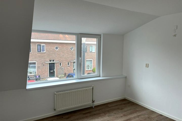 Bekijk foto 19 van Oranjestraat 31