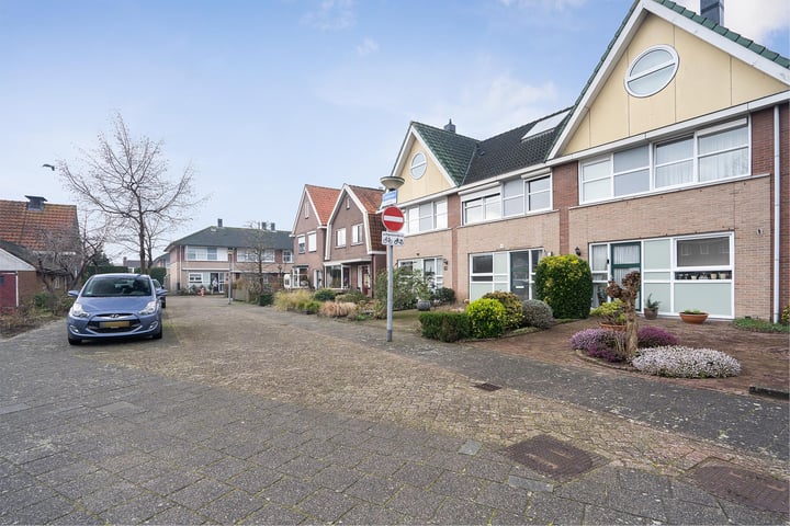 Bekijk foto 46 van Lindenlaan 4