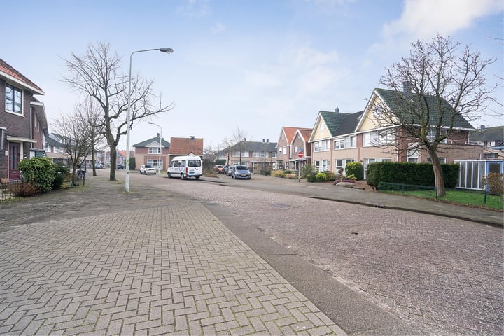 Bekijk foto 48 van Lindenlaan 4