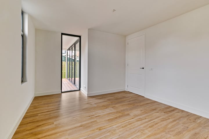 Bekijk foto 16 van Dorpsstraat 32