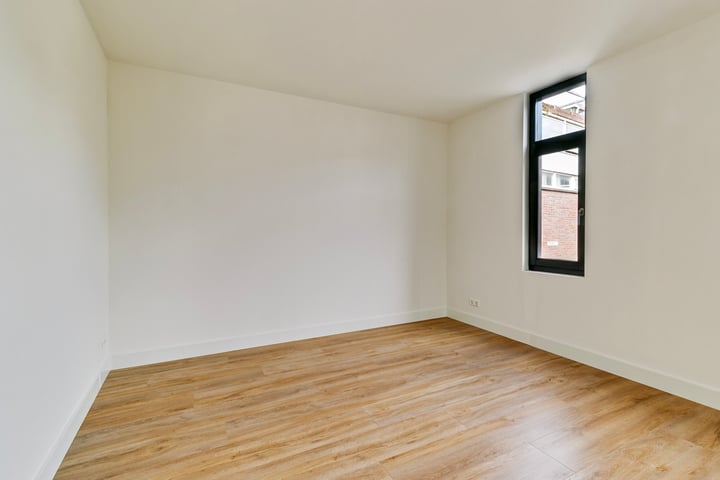 Bekijk foto 15 van Dorpsstraat 32