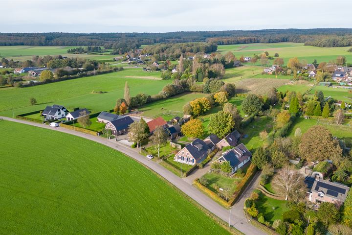 Bekijk foto 70 van Camphuysenweg 13