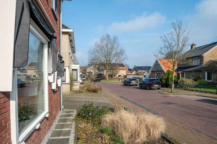 Bekijk foto 2 van Dorpsstraat 4-A