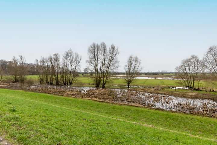 Bekijk foto 25 van Donkerstraat 34