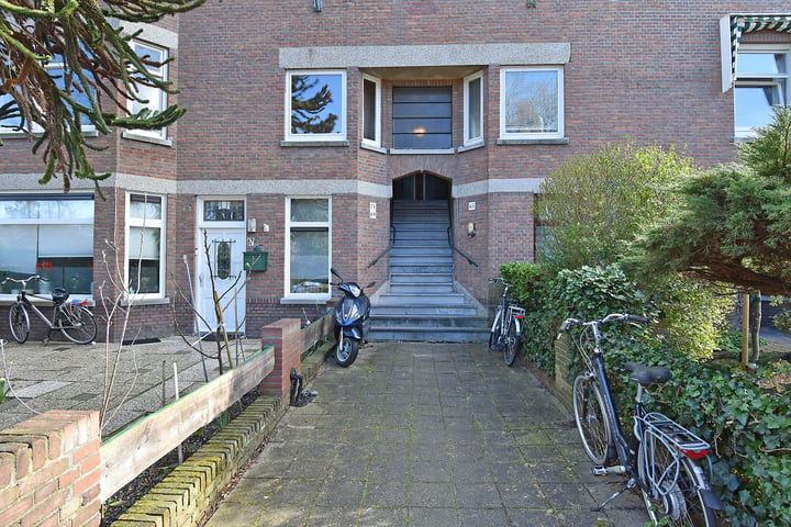 View photo 6 of Kamperfoeliestraat 71