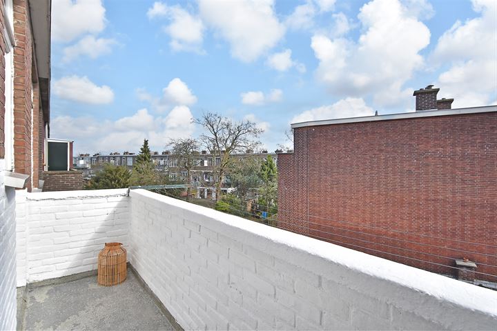 View photo 21 of Kamperfoeliestraat 71