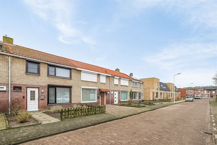 Bekijk foto 32 van Vierambachtenstraat 36