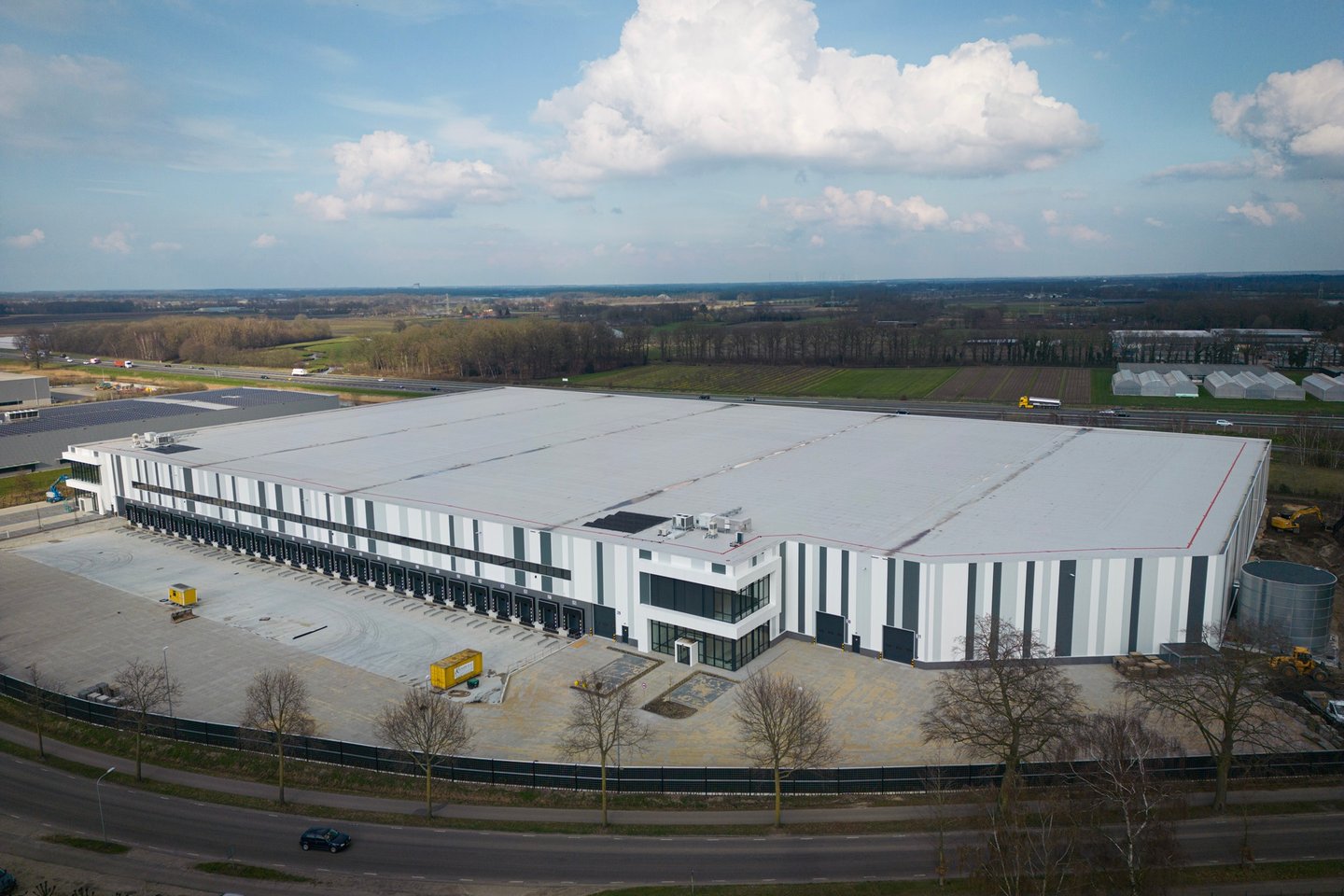 Bekijk foto 1 van Venrayseweg 126-a
