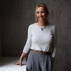 Melanie Beuker - Directeur