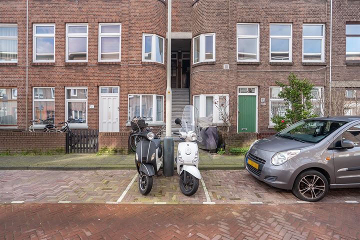 Bekijk foto 3 van Larensestraat 95